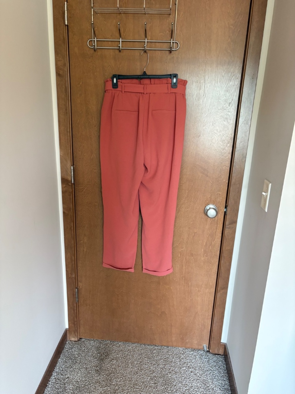 Coral dress pants - Picture 2 of 3